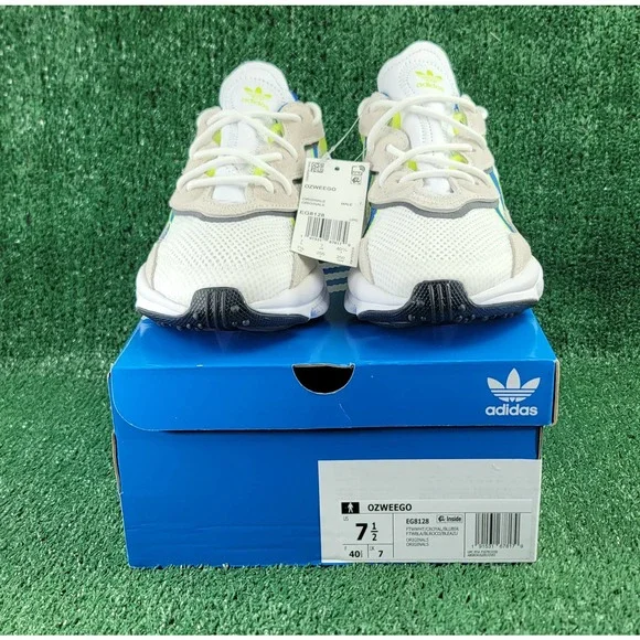 Adidas Originals Ozweego [EG8128] Men Casual Shoes White/Blue-Volt adidas Originals Ozweego | White/Blue/Green | EE7009 main image 3